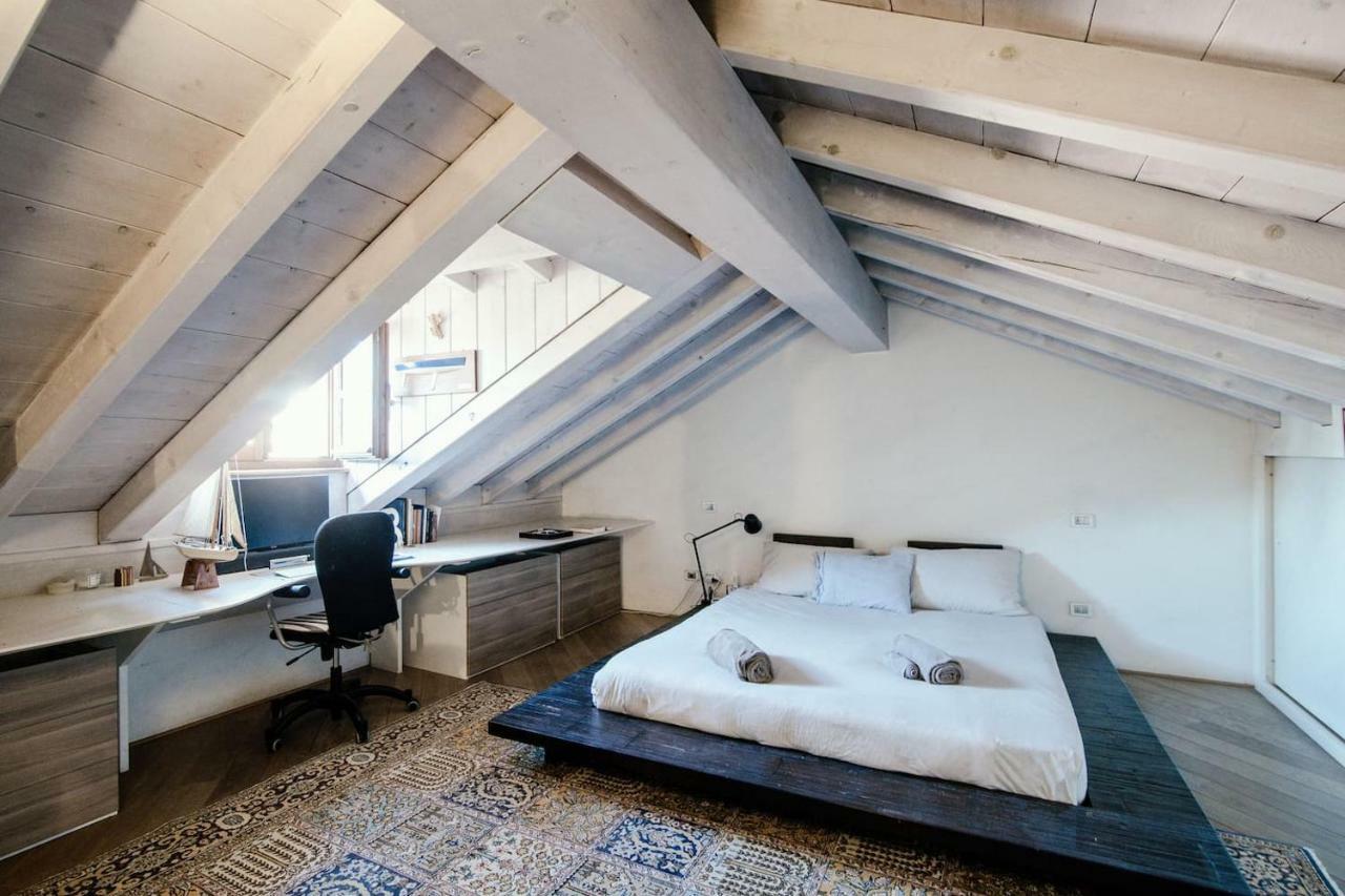 شقة Sailer Loft - The House Of Travelers كومو المظهر الخارجي الصورة