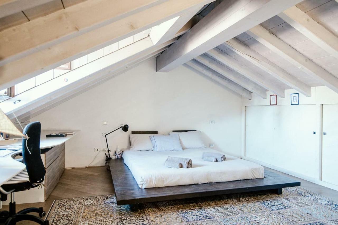 شقة Sailer Loft - The House Of Travelers كومو المظهر الخارجي الصورة